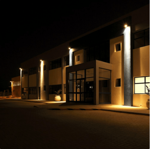 Faro LED Floodlight 50W V - TAC SMD Slim IP65 Bianco - Disponibile Luce: Calda 3000K, Naturale 4000K e Fredda 6500K - Elettrohub.it