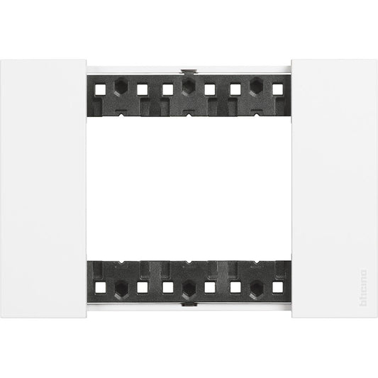 Placca 3 posti bticino living now colore bianco KA4803KW
