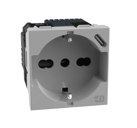 Presa Bticino Matixgo standard Italia P40 con caricatore USB integrato 2 P+T 16 A 250 Va.c. - JG4140A16USB - Elettrohub.it