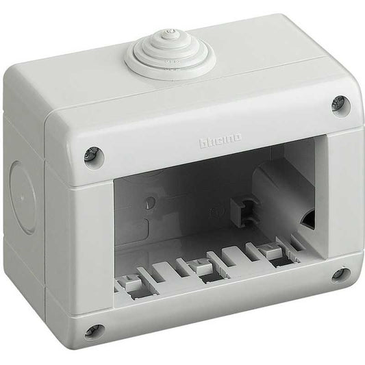 Contenitore da parete idrobox bticino matix 3 moduli ip40 25403